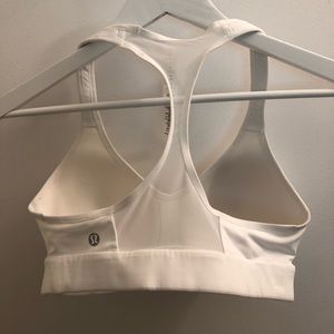 Lululemon white sports bra